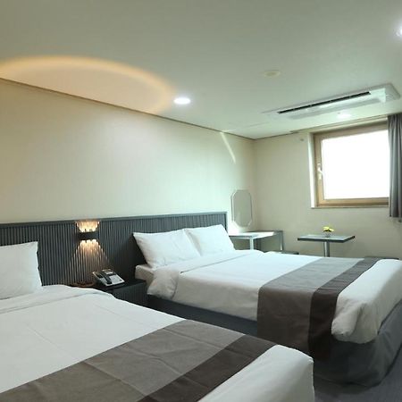 Golden City Hotel Dongdaemun Seoul Bagian luar foto