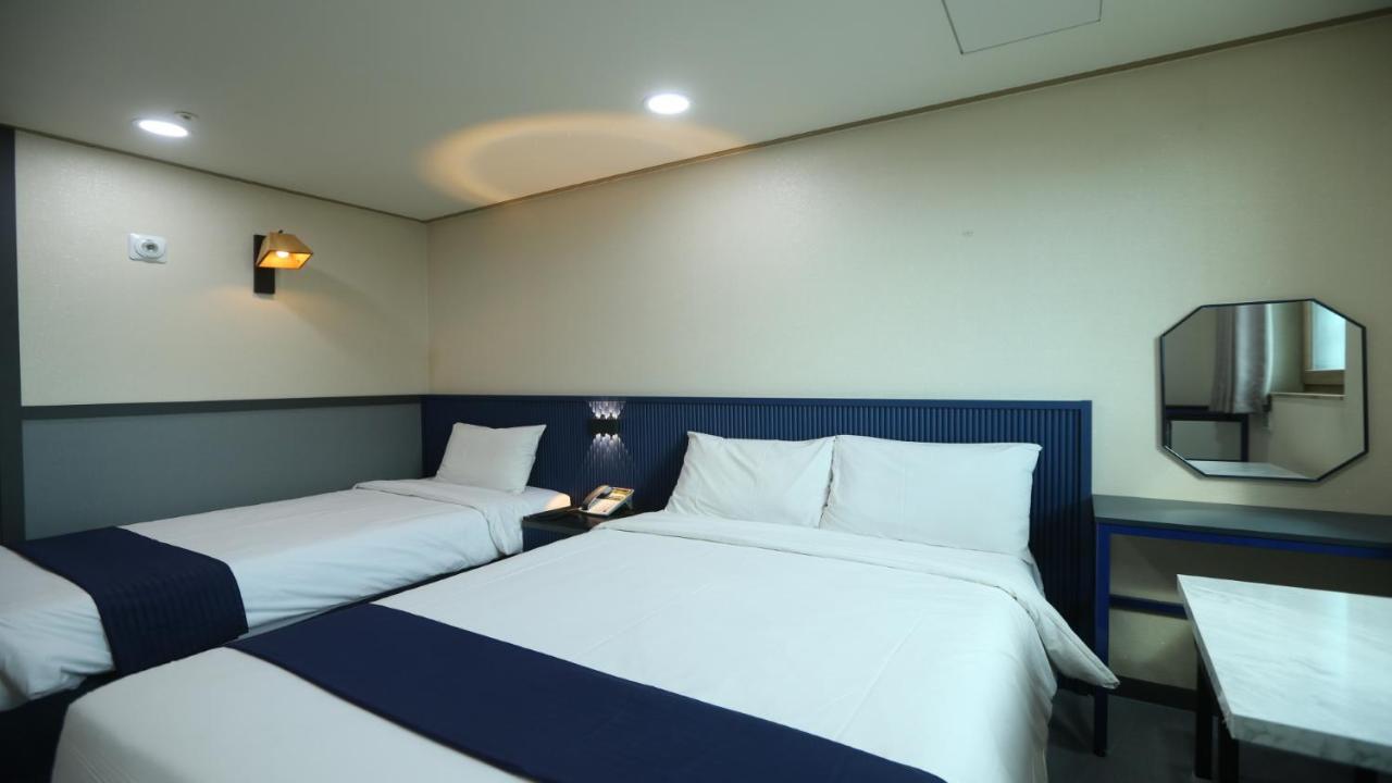 Golden City Hotel Dongdaemun Seoul Bagian luar foto